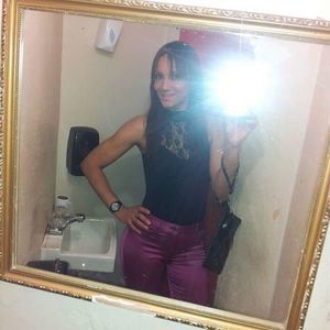 Meet your Posher, Angela